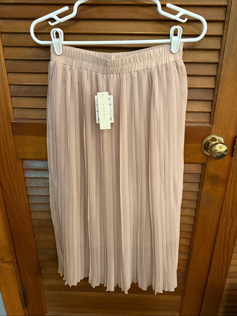 Adiva Light Blush Pleated Midi Skirt